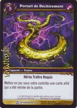 Déchiré à travers le portail